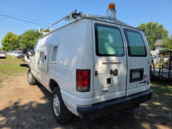 2013 Ford E250 Van - Photo 5