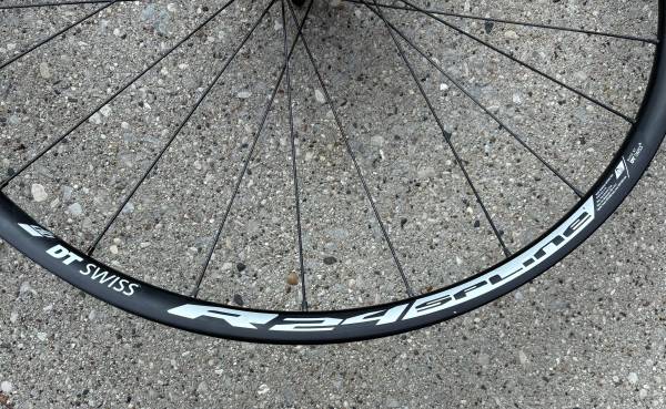 DT SWISS R24 SPLINE DB 前後 Review: DT Swiss R24 Spline db wheelset | road.cc