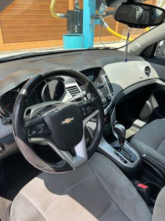 2012 Chevy Cruze 162 mil millas, TÍTULO LIMPIO - $4.800 (Tampa)63443528746883124