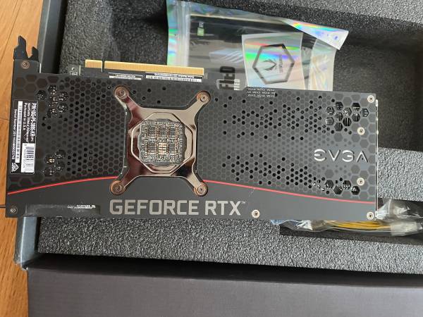 NVIDIA EVGA GeForce RTX 3080 XC3 ULTRA GAMING graphics card 1