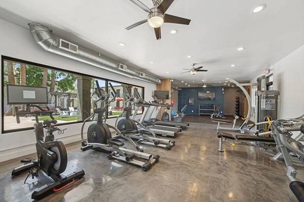 ¡Facilitamos el desahucio! 10 semanas de mudanza gratis hoy mismo. 1