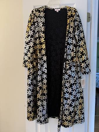 Elegant duster size M NEW 1