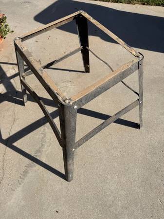 Tool stand 1