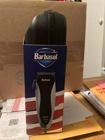Barbasol Pro Hair Clipper (10 Piece Set) with case *** NEW *** - $25 (Savannah)63470798209411123