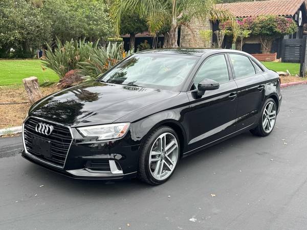2018 Audi A3 2.0T PREMIUM 1