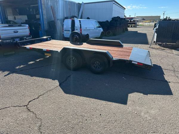 ——— 2025 Flat bed Trailer / like new ———— 1