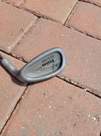Dunlop 64°fw wedge 1