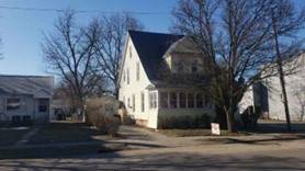 $950 / 2br - 629 W. Beardsley Ave. (upper) (Elkhart)63935710695938120