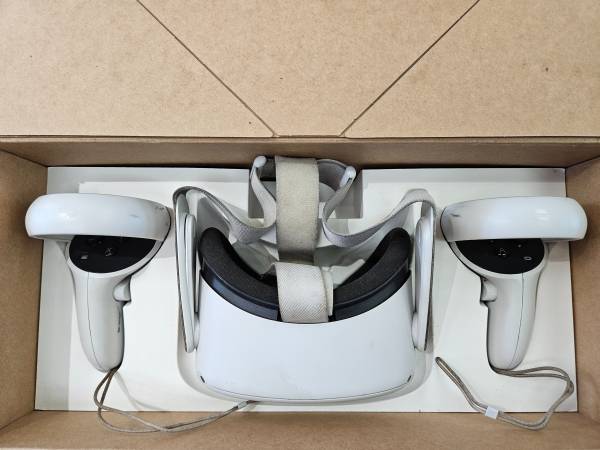 Oculus  Virtual  Reality   193441-1 1