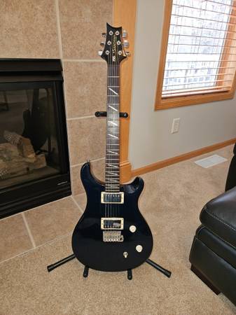 PRS Santana SE Model 1