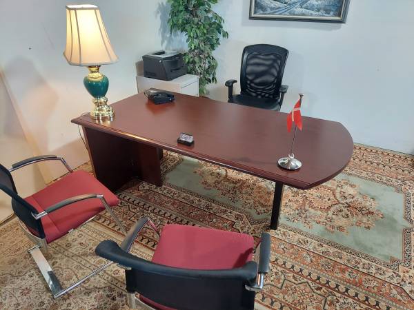 EXECUTIVE KIMBALL NATIONAL ARROWOOD MAHOGANY DESK 1