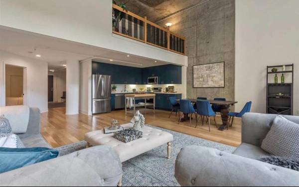 $1,650 / 3br - Dormitorio en un moderno apartamento loft industrial - Área común amueblada (oakland lake merritt / grand)63813715500417123