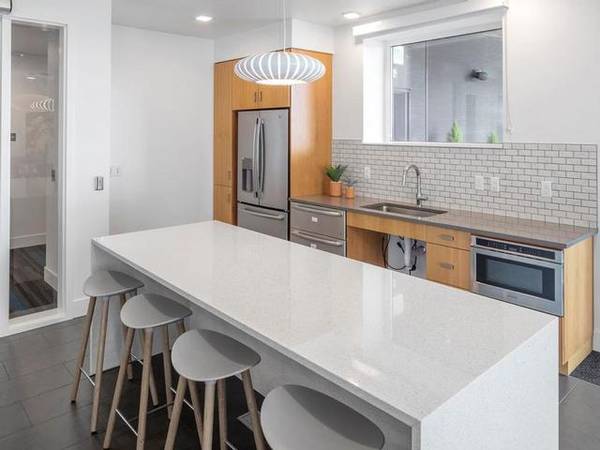 $2,980 / 2br - 1292ft2 - Enjoy your access to public transportation with 4 weeks free! (Downtown Beaverton)63831536960257123
