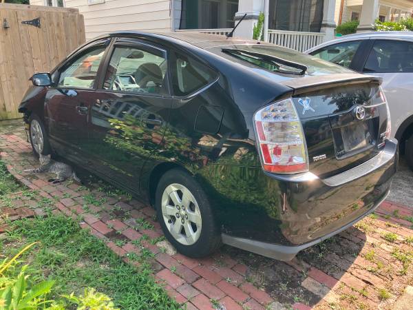2005 Toyota Prius *Accidentado* - $1,400 (Norfolk)63621685968003120