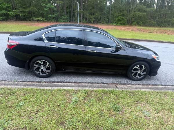 2017 HONDA ACCORD LX - $10,950 (DOUGLASVILLE)63621237025281123