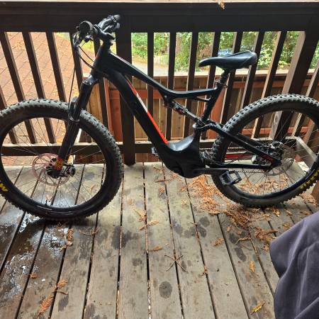 Specialized Turbo Levo 1