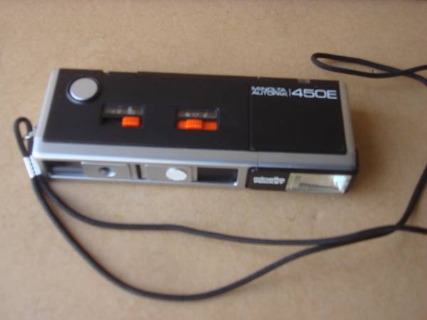 MINOLITA AUTO PAK 450E POCKET CAMERA 1