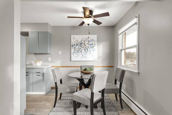 $1,030 / 200ft2 - Dog Park, Flex Rental Payments Available, Playground (1301 MN-7, Hopkins, MN)63666897369857120