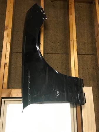 02-05 Thunderbird fender 1