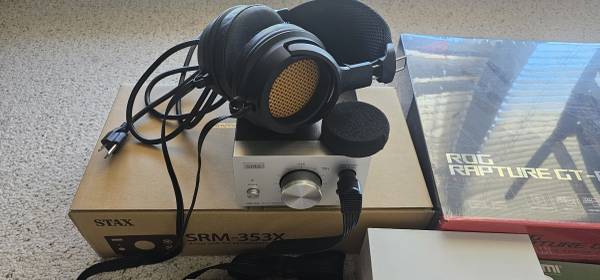 HiveXL Electrostatic Headphones and SRM 353x Electrostatic Amplifier 1