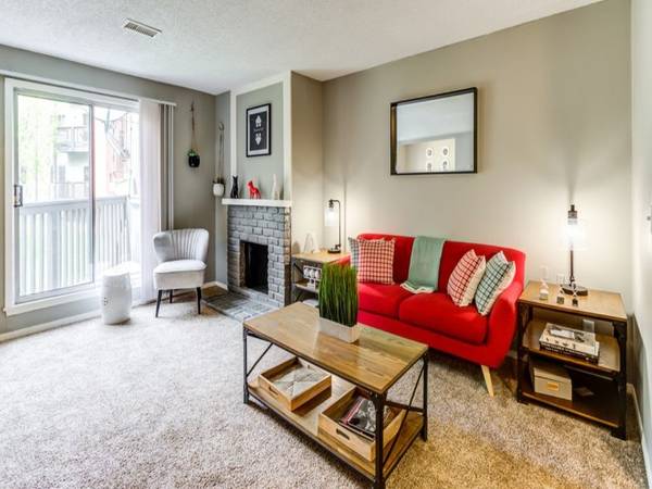 $1,700 / 1br - 839ft2 - Pets Welcome, Window Coverings, Additional Storage (14030 Chestnut Dr, Eden Prairie, MN)63868815218817121
