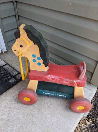 Vintage Fisher Price Horse 1