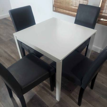 Dining Set 1