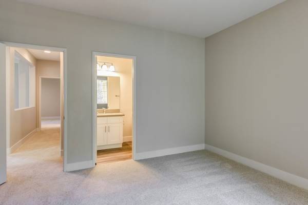 $3,954 / 3br - 1279ft2 - Green-Friendly Community, 3/bd, Located in San Diego (11600 Compass Point Dr N, San Diego, CA)63841345692033124
