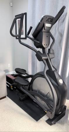 Sole E35 Elliptical Trainer – Excellent Condition 1