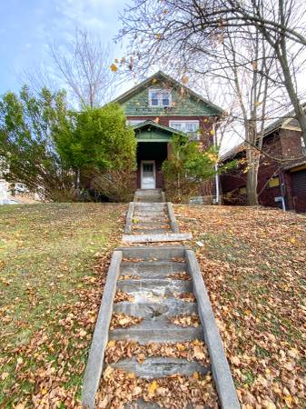 $140,000 / 5br - 2 Family for Sale in Pittsburgh, PA 15221 - 5 bdrm 2 bath + 2 Kitchens (Pittsburgh)64013362743298121