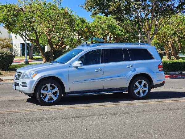 2012 Mercedes-Benz GL450 - $12,995 (Sorrento Valley)63616088863363122