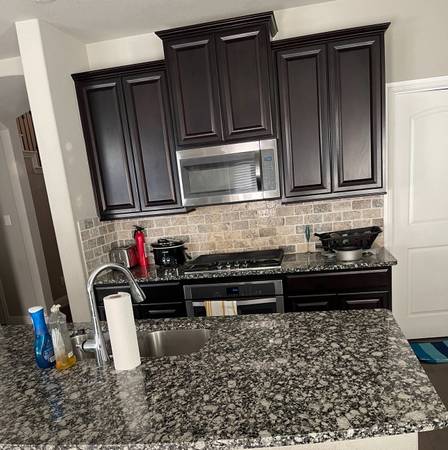 $800 / 4br - Room for Rent (Fort Worth)63622615469187124
