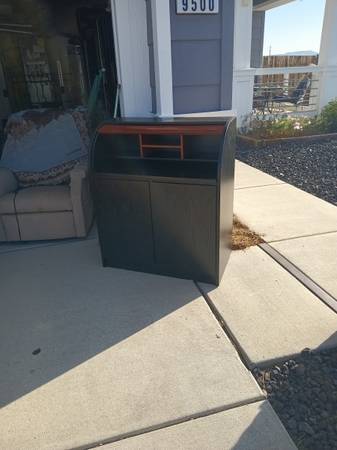 Garage Sale Sunday Oct 5 (Lemmon Valley)63992695138818123