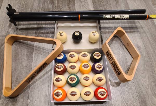 Harley Davidson Pool Balls / Racks / Bridge 1