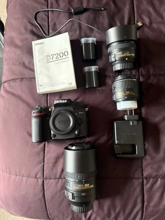 Nikon D7200 With Lenses/ Case (Low Shutter Count) 1