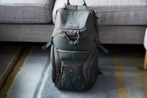 Vanguard Camera Backpack / Sling 1