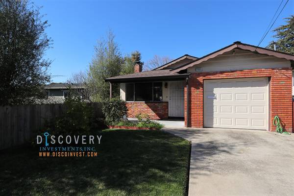 $3,975 / 3br - 1319ft2 - Casa de tres dormitorios en Upper Dimond (oakland este)63850427792643120