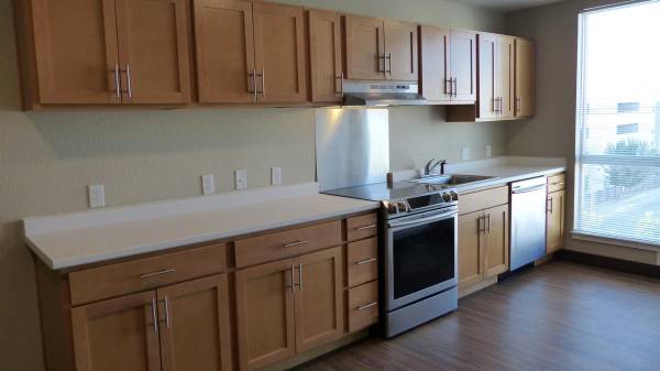 $1,576 / 1br - 580ft2 - Pets Allowed, Dog Wash & Grooming Facilities, Arts & Crafts Room (Historic Baker in Denver)63849270493953122