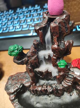 Backflow Incense Burner - Waterfall Mountain Design 1