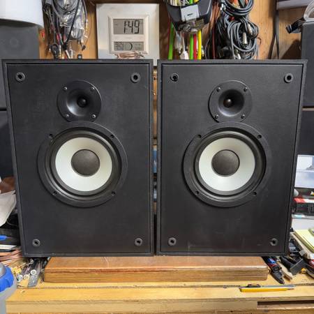 (Pair) KLIPSCH KG2 SPEAKERS *Tested* 1