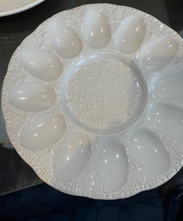 Vintage 12 Deviled Egg Plate of Italian Pottery 1