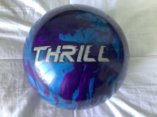 MOTIV “THRILL” BOWLING BALL 16LB: BLUE, PURPLE: UNDRILLED “SUPER RARE” 1