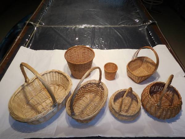 Vintage Woven Baskets: Variety of Baskets, Gift or Storage (4) - $10 (Bothell)63470796884739121