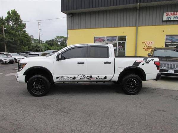 2021 Nissan Titan PRO 4X 4x4 4dr Crew Cab LLAME O ENVÍE UN MENSAJE HOY - $39,995 (+ House of Kars)63439984860161121