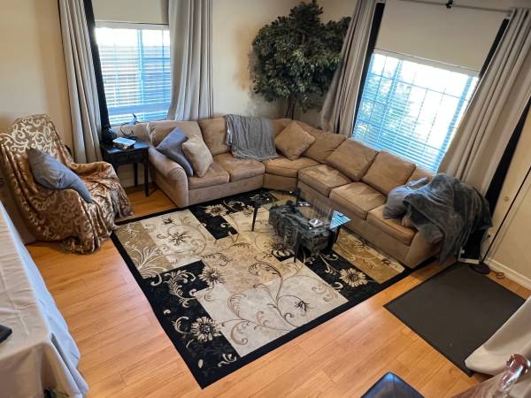$1,500 / 1br - 400ft2 - Large Room with Private Bath in an Amazing House (San Diego)63933117549314123