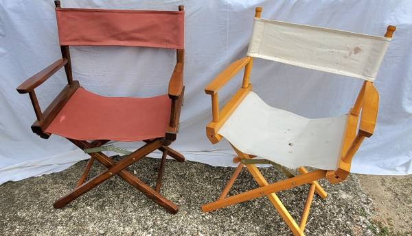 2 Captain Chairs 1