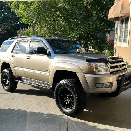 2004 Toyota 4Runner SR5 4.0L V6 56k millas originales - $21,500 (Alpharetta)63620484181249120