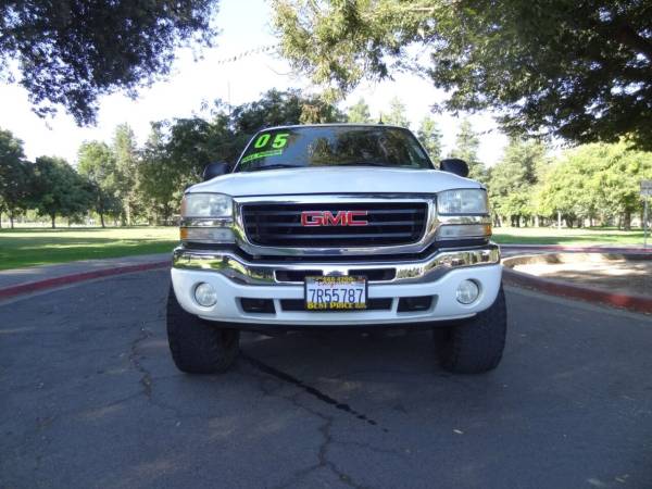2005 GMC Sierra 1500  SLT 4dr Crew Cab Rwd SB Pickup Truck - $13,995 (Best Price Auto Sales)63478725079555121