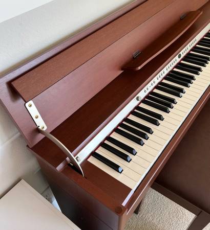 Roland DP-970