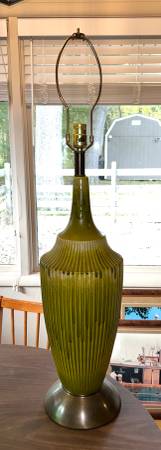 Vintage MCM/Danish Modern Drip Glaze Ceramic Lamp 1